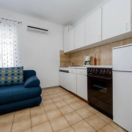 Apartamento Korina 2866 *