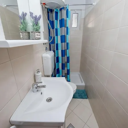 Korina 2866 Apartamento