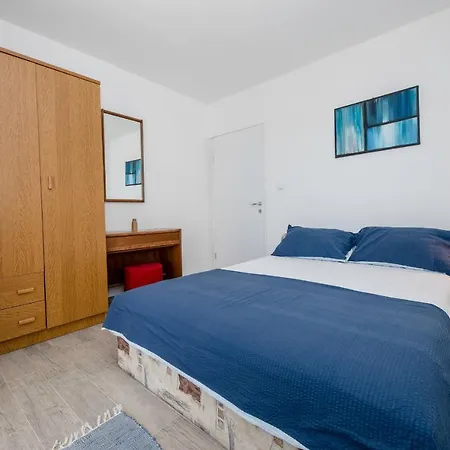 Apartamento Korina 2866 *