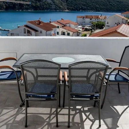 Apartamento Korina 2866 Kampor