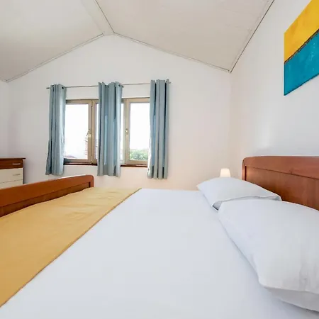 Apartman Apartments Korina 2866