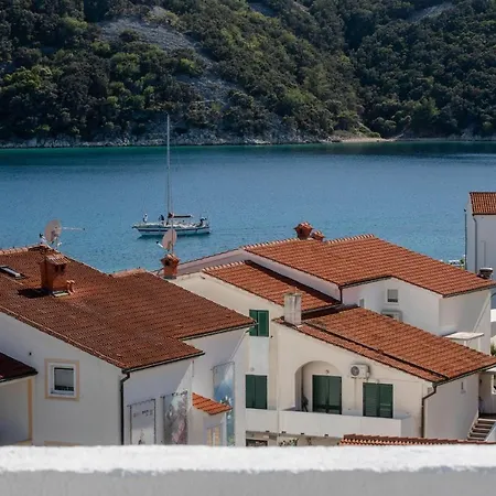 Apartments Korina 2866 Kampor