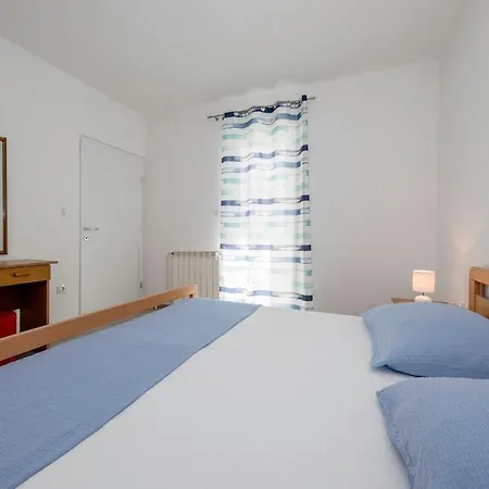 Apartman Apartments Korina 2866